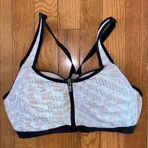 Victoria's Secret Knockout Front Close Sports Bra Size 36C